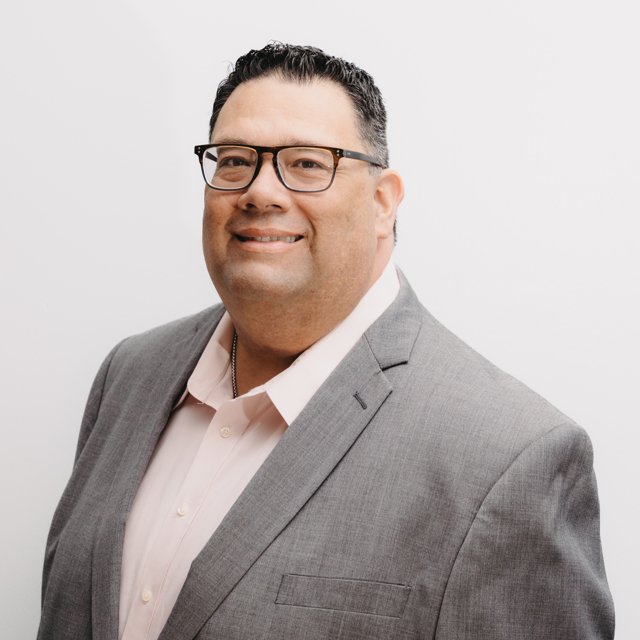 Efrain Gonzalez, Rising Arete clinician